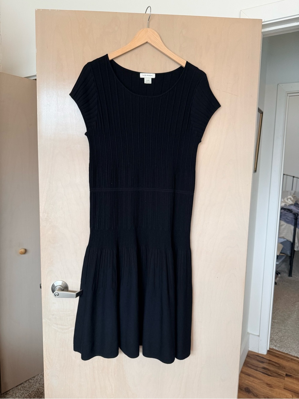 Club Monaco Black Ribbed Cap Sleeve Fit-and-Flare Dress